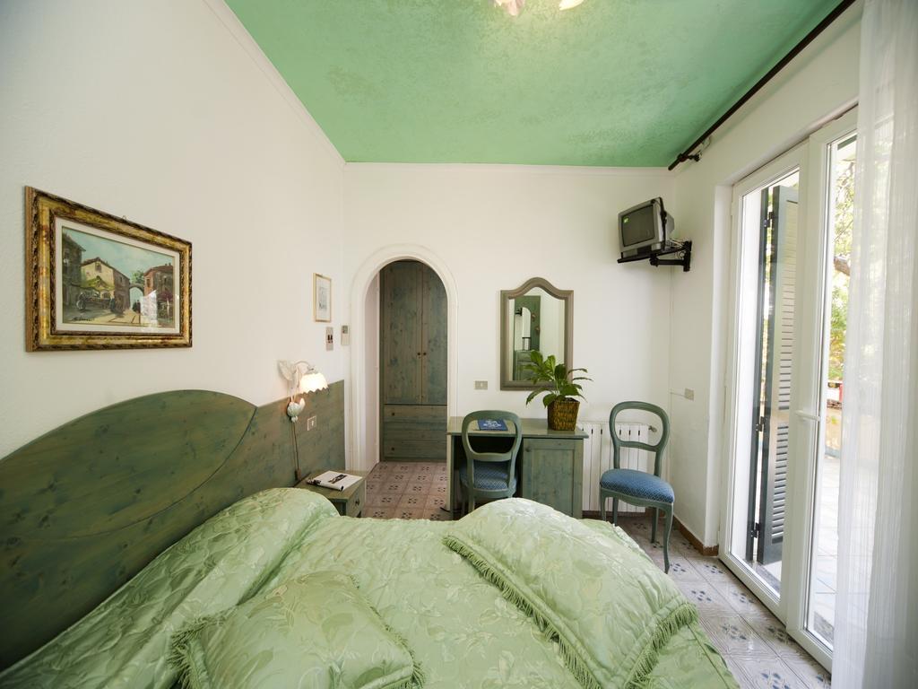 Hotel Giardino Delle Ninfe E La Fenice Isquia Exterior foto